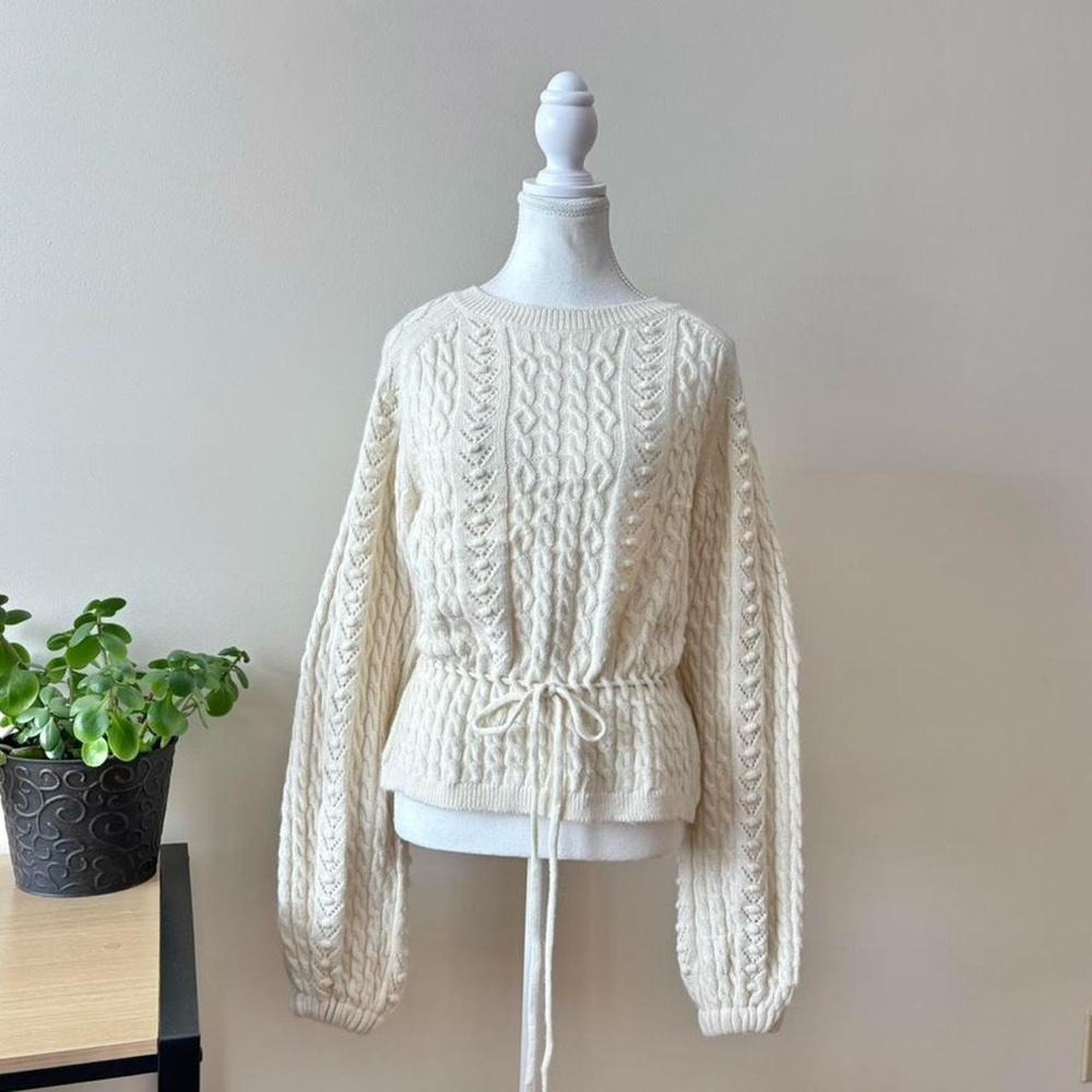 Zara Cream Cable Knit Sweater